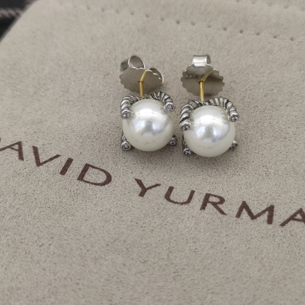 David Yurman Pearl Stud Earrings, 925 Silver - Picture 3 of 4